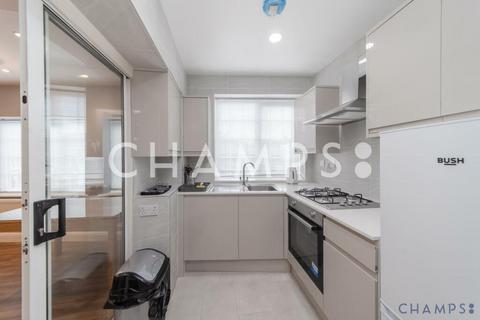3 bedroom flat to rent, London NW4