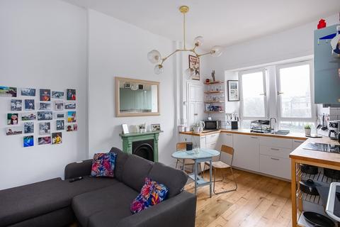 2 bedroom flat for sale - Murieston Place, Dalry, Edinburgh, EH11