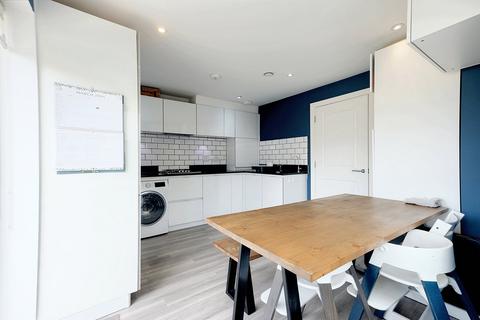 15 Whitley Link, Chelmsford, CM2 9FX