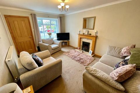 3 bedroom semi-detached house for sale, Farmoor Way, Moseley Meadows, Wolverhampton, WV10