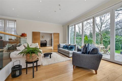 6 bedroom detached house to rent, Eaton Park, Cobham, Surrey, KT11