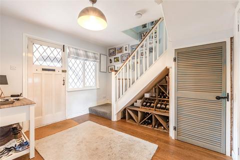 226 High Road, Byfleet, West Byfleet, KT14 7DD
