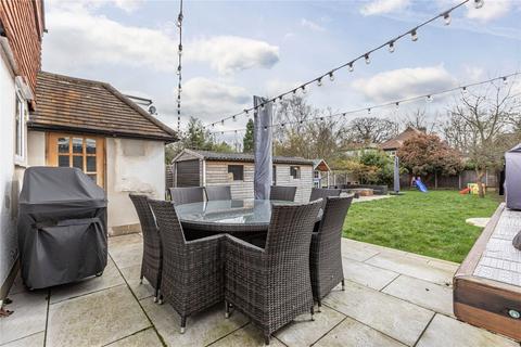 226 High Road, Byfleet, West Byfleet, KT14 7DD