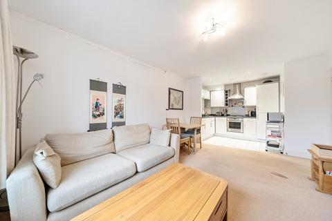 10 Whitchurch House, 1 Wren Lane, Ruislip, HA4 8FF