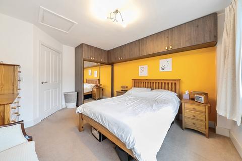 10 Whitchurch House, 1 Wren Lane, Ruislip, HA4 8FF