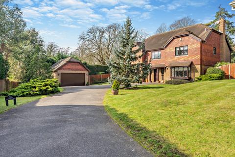 5 bedroom detached house for sale, The Beeches, Chorleywood, Rickmansworth, WD3