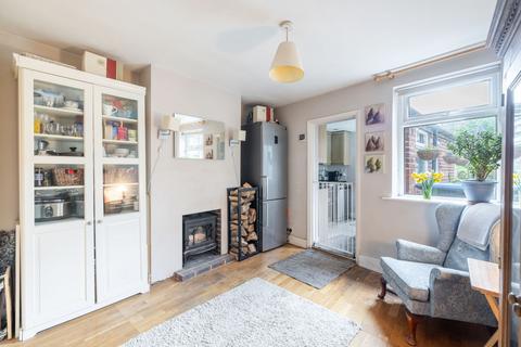 160 Godstone Road, Caterham, CR3 6RB