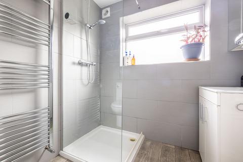 160 Godstone Road, Caterham, CR3 6RB