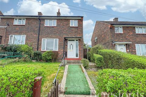 2 bedroom semi-detached house for sale - Chudleigh Road, Romford, RM3