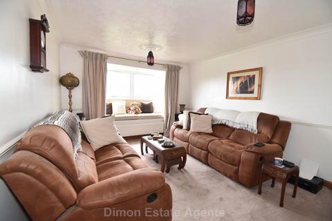 2 bedroom flat for sale, Mandarin Way, Rowner