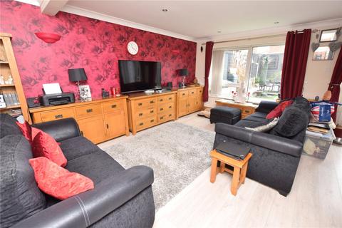 3 bedroom terraced house for sale, Kempson Drive, Great Cornard, Sudbury, Suffolk, CO10