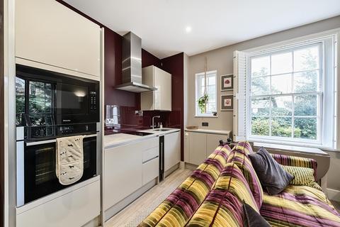 1 bedroom apartment for sale, South End Road, Hampstead, NW3