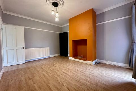 2 bedroom flat for sale, Birchington Avenue, South Shields, NE33