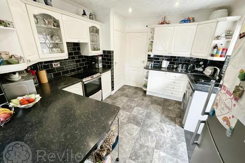 2 bedroom semi-detached house for sale - Cliff Hill Road, Shaw, OL2