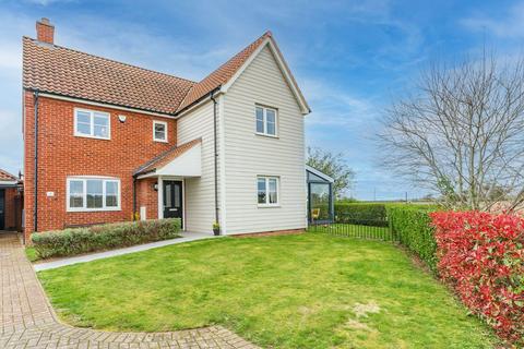 4 bedroom detached house for sale, Reedham Drive, Hoveton