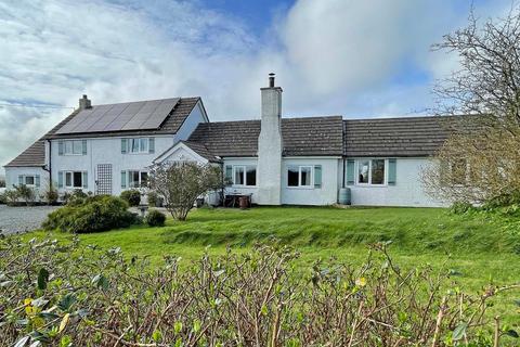 5 bedroom detached house for sale - Rhosybol, Amlwch, Anglesey, LL68