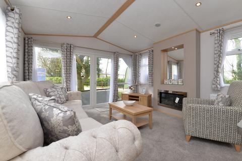 3 bedroom park home for sale, Show Ground, Bashley Caravan Park, Sway Road, New Milton, BH25