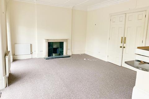 1 bedroom flat to rent, Pavilion Parade, Brighton BN2