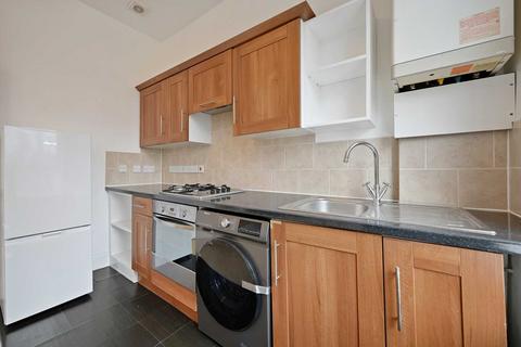 1 bedroom flat to rent - Lillie Road, Fulham, London SW6 7PA
