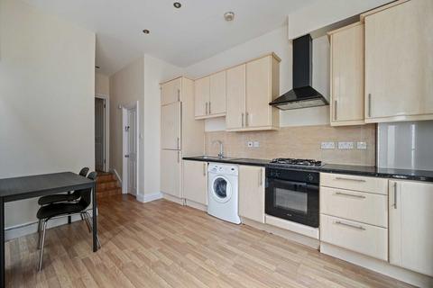 2 bedroom flat to rent - Hetley Road, Shepherds Bush, London W12 8BB