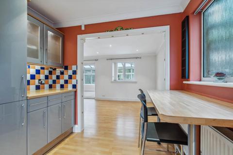 10 Upper Tail, Watford, WD19 5DF