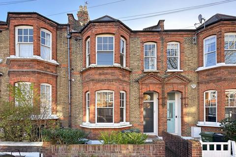 3 bedroom apartment for sale - Iveley Road, London SW4