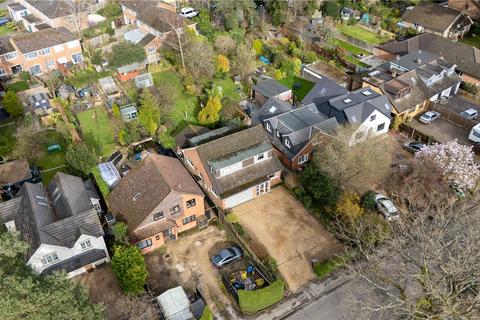 109 Barkham Ride, Finchampstead, Wokingham, RG40 4EP