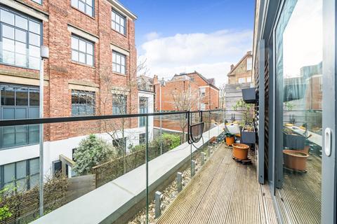 2 bedroom terraced house for sale - Porteus Place, Clapham