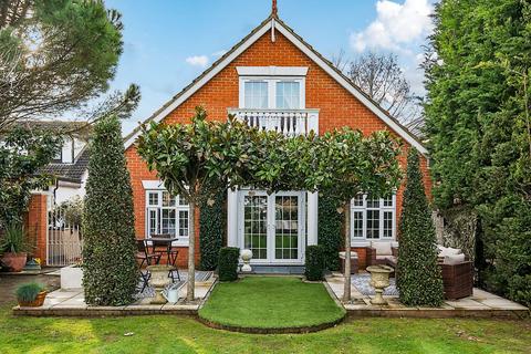 4 bedroom detached house for sale, The Friary, Old Windsor, SL4