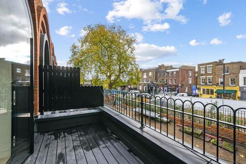 4 bedroom house to rent, Arco Walk, Highgate Road, Kentish Town, NW5