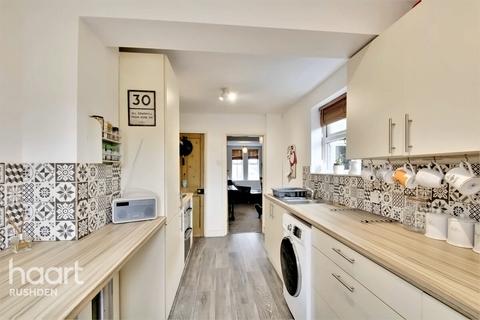 46 Farndish Road, Irchester, Wellingborough, NN29 7BE