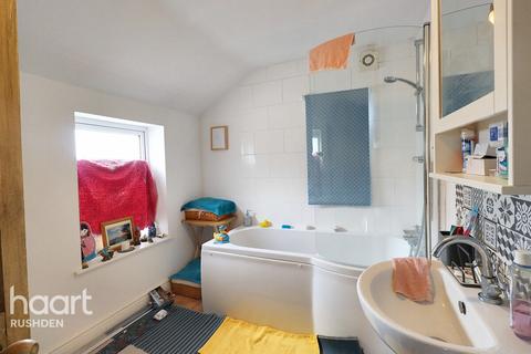 46 Farndish Road, Irchester, Wellingborough, NN29 7BE