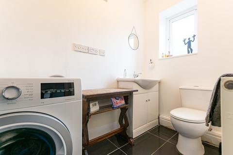 6 Beverley Avenue, Leigh, WN7 1JT