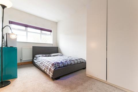 6 Beverley Avenue, Leigh, WN7 1JT