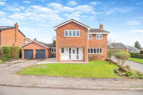 4 bedroom detached house for sale - Lancaster Way, Monmouth