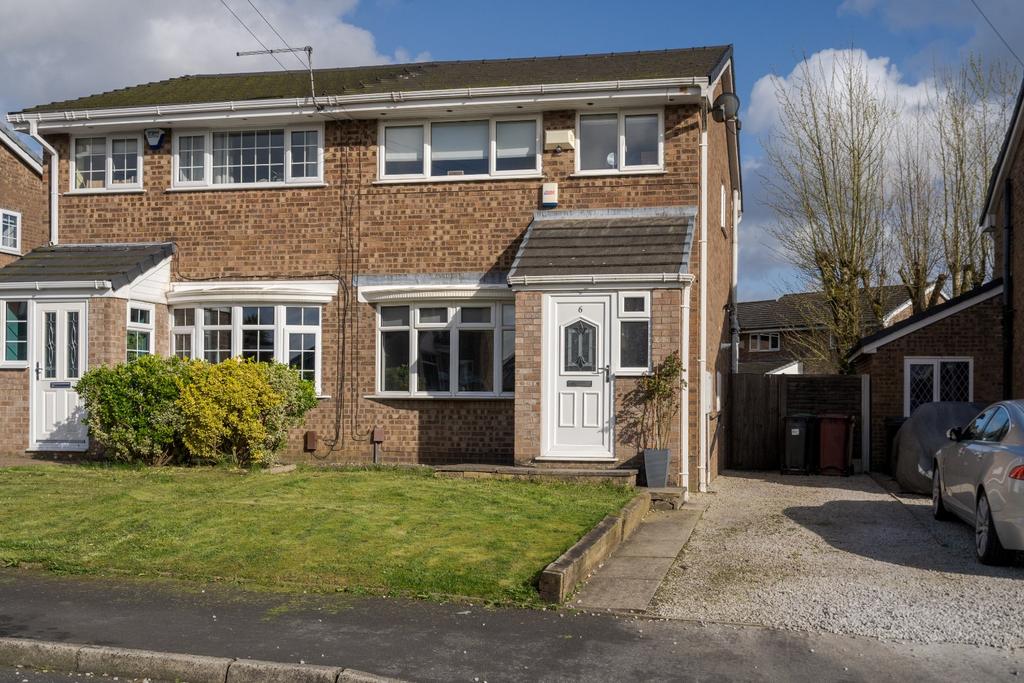 Higher Drake Meadow, Westhoughton... 3 bed semidetached house £210,000