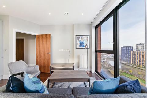 1 bedroom flat to rent - Orchard Wharf, Silvocea Way, London, E14,