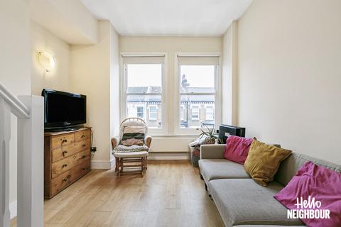 3 bedroom apartment to rent, Tremadoc Road, London, SW4