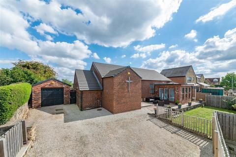 4 bedroom detached bungalow for sale, Wentworth Road, Blacker Hill, S74