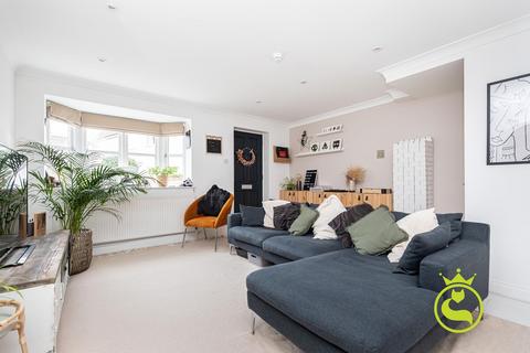4 bedroom end of terrace house for sale, Poole, Poole BH14