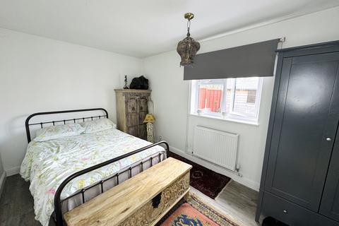 2 bedroom semi-detached bungalow for sale, Orchard Way, Wymondham NR18