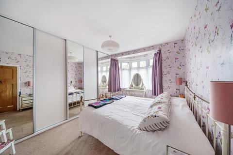 3 bedroom semi-detached house for sale - College Park Close, London