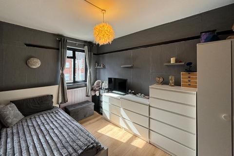 4 bedroom flat for sale - 104B Chase Side, Southgate, London, N14 5PH