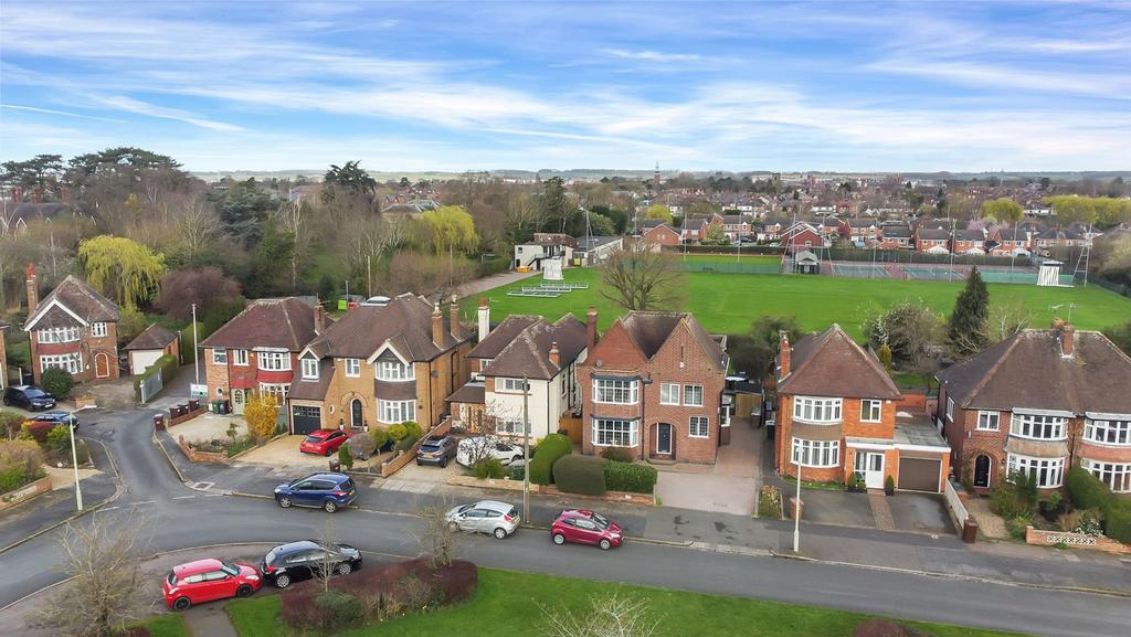 Loughborough, Loughborough LE11 4 bed detached house for sale £575,000