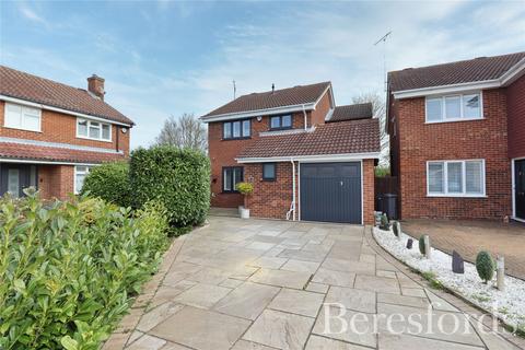 4 bedroom detached house for sale, Martingale Drive, Chelmsford, CM1