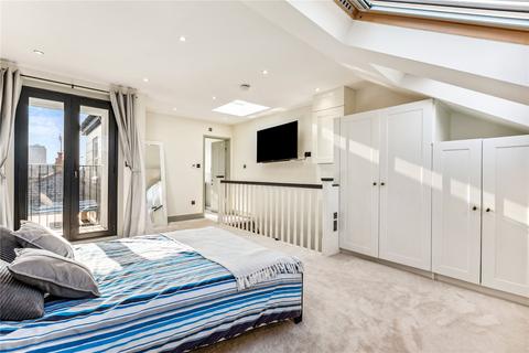 4 bedroom terraced house for sale, St.Tonsley Hill, London, SW18