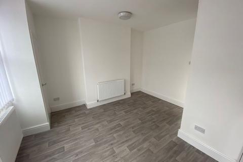 2 bedroom terraced house to rent - Enfield Road, Ellesmere Port, CH65