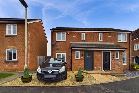 3 bedroom semi-detached house for sale - Greenways, Gloucester, Gloucestershire, GL4