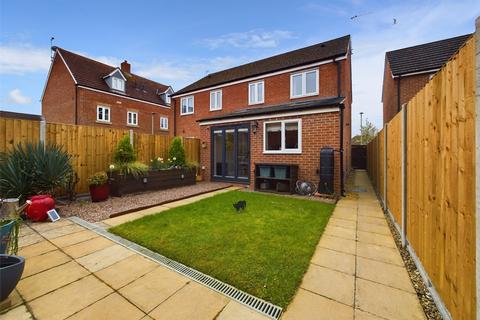 4 Greenways, Gloucester, GL4 3SD