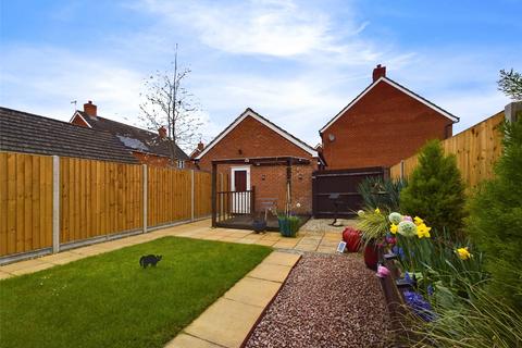 4 Greenways, Gloucester, GL4 3SD